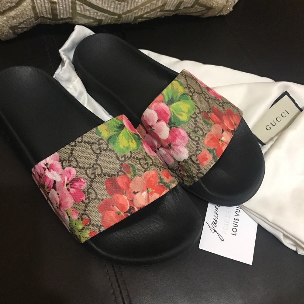 🌸SOLD🌺 Gucci Dionysus Blooms Slides Sandals