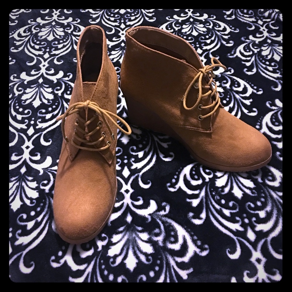[ Merona ] Lace Up Wedge Booties - Tan