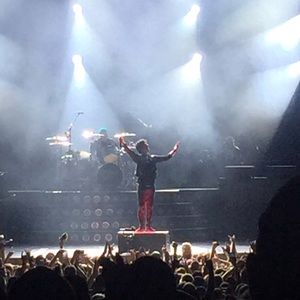 Meet your Posher, Connor