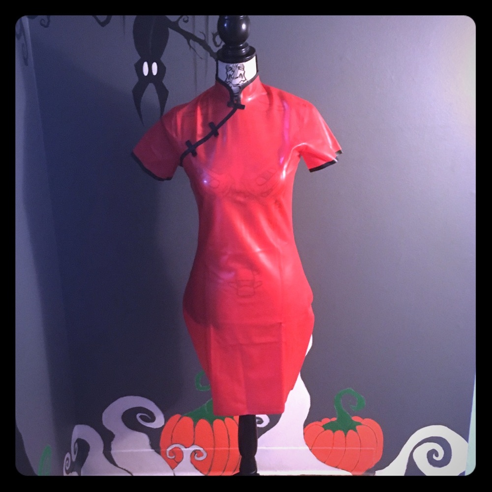 Latex periwing dress. Halloween fetish rubber.