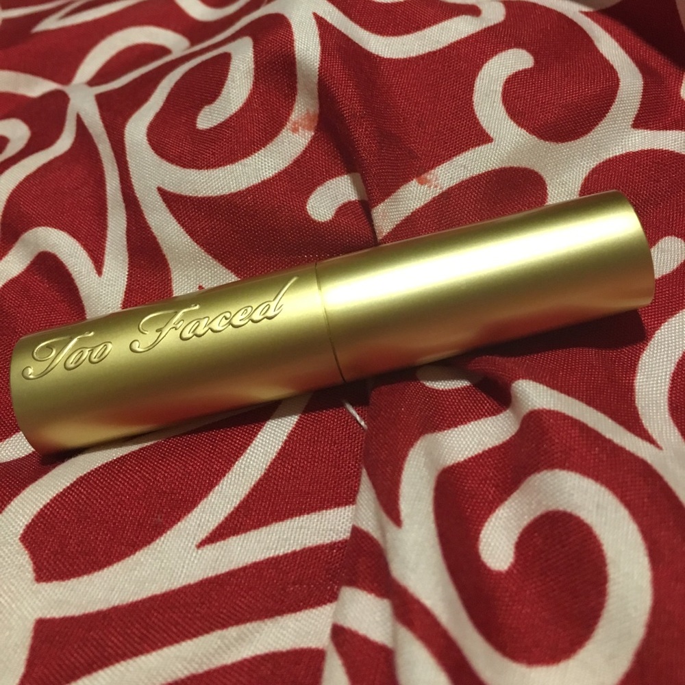 Too faced unicorn lip stick