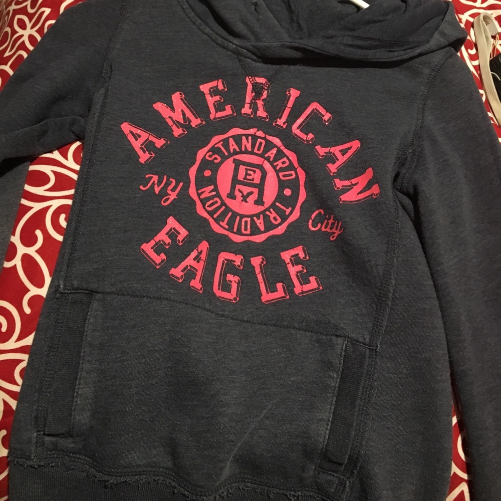 American Eagle sweatshirt