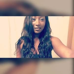 Meet your Posher, Evelyn