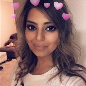 Meet your Posher, Raheela