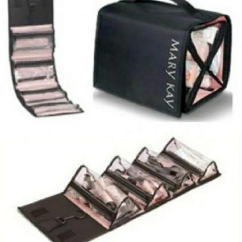 NWOT Mary Kay travel makeup bag