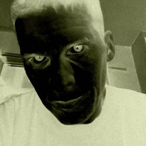 Meet your Posher, Travis