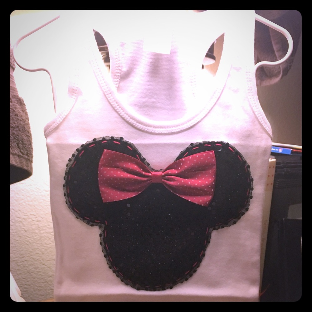 Minnie Mouse tank top