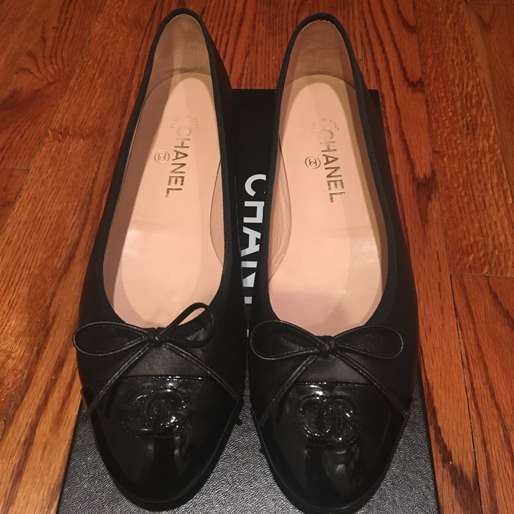 Chanel ballerines
