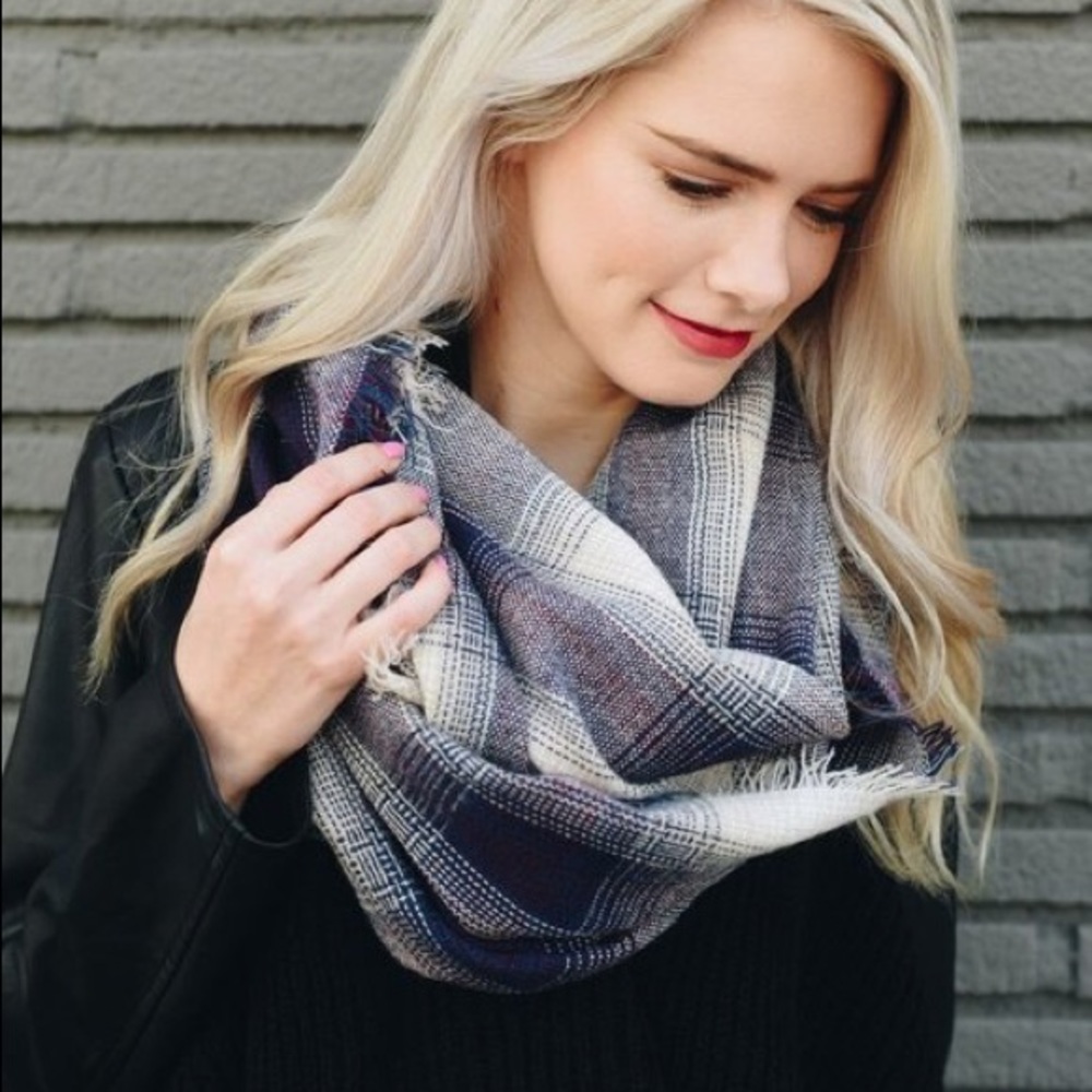 🆕VIOLET Infinity Scarves