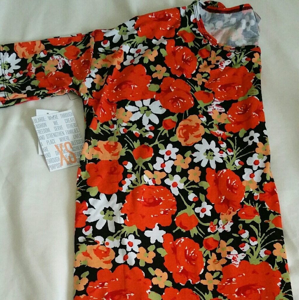 Lularoe X SMALL Irma NWT
