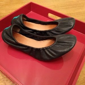 Tieks - Size 7 -  Matte Black Leather Flats