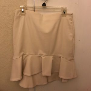 A brand new mini skirt with ruffled hem