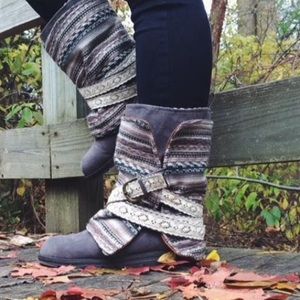 Mukluk gray Nikki boot size 9