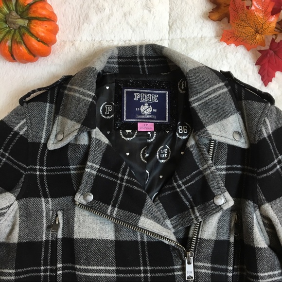 PINK Victoria's Secret flannel jacket - Picture 5 of 8