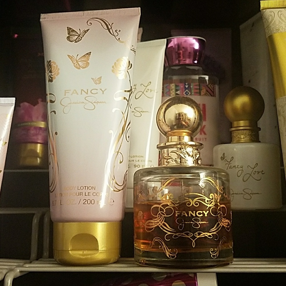 Jessica Simpson Fancy