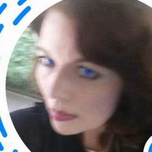 Meet your Posher, Iris