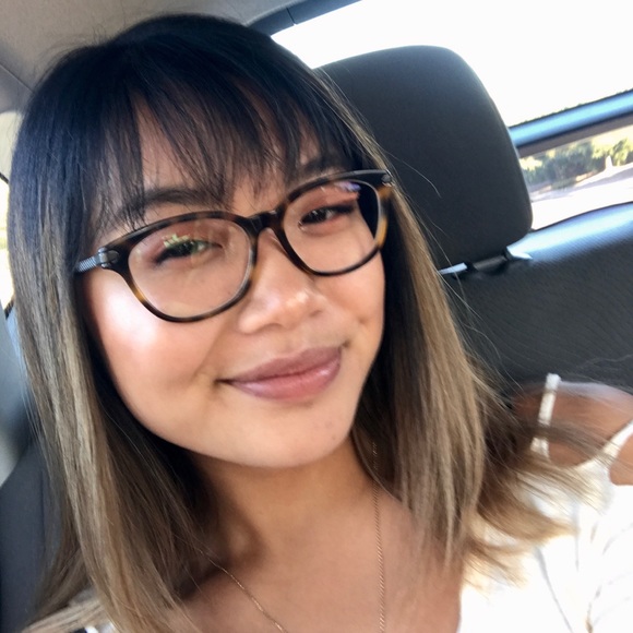 Meet Your Posher!!!! - Picture 2 of 3