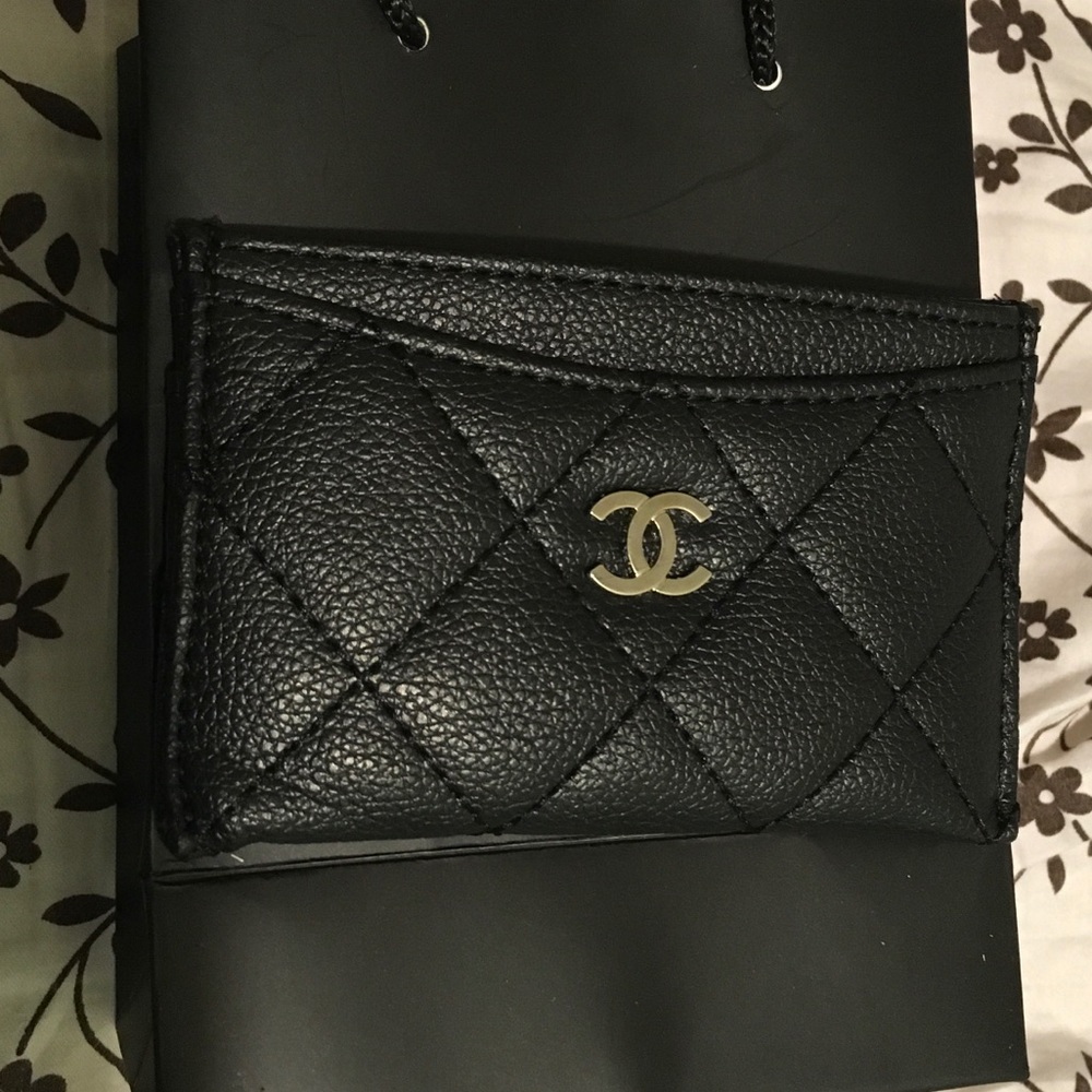 New black card holder