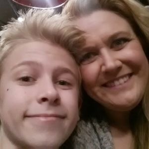 Meet your Posher, Dana