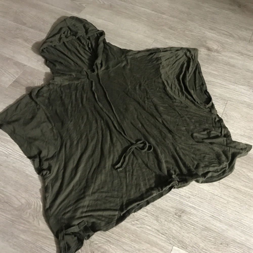 Army hooded cropped top