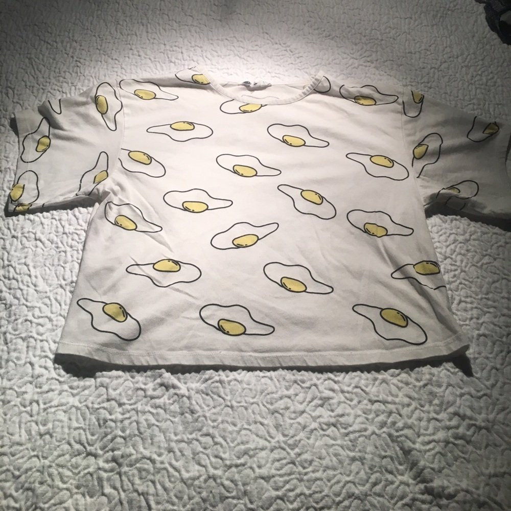 White tee + eggs!