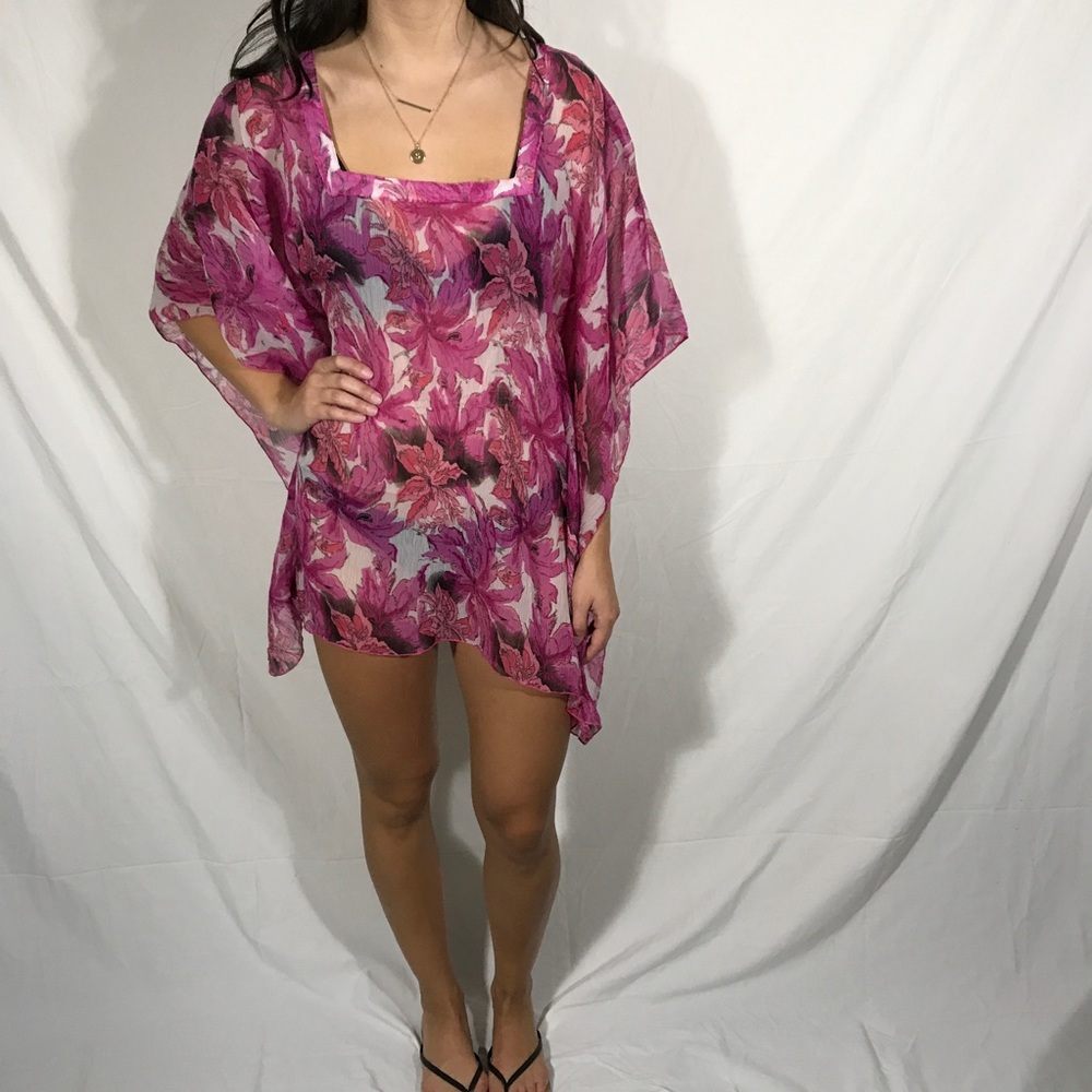 CUTE FLOWER-PRINT COVER-UP - NEW