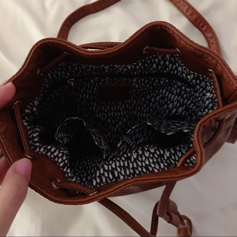 Bucket bag - Picture 2 of 4