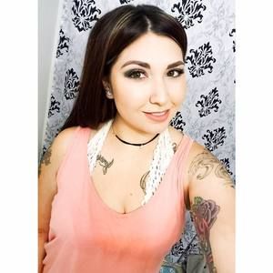 Meet your Posher, Alexis