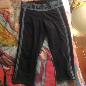 lululemon crops 🍋