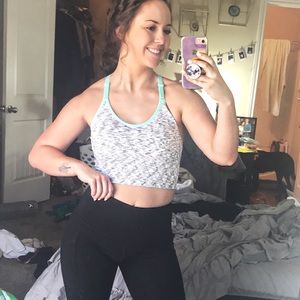 Meet your Posher, Taylor