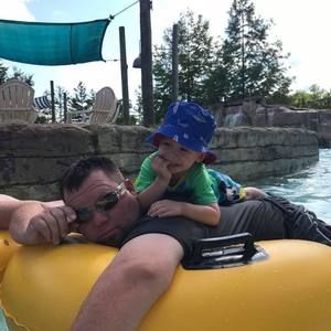 Meet your Posher, Zachary