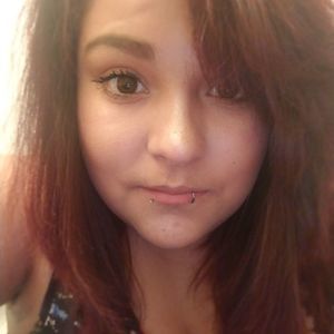 Meet your Posher, Anissa