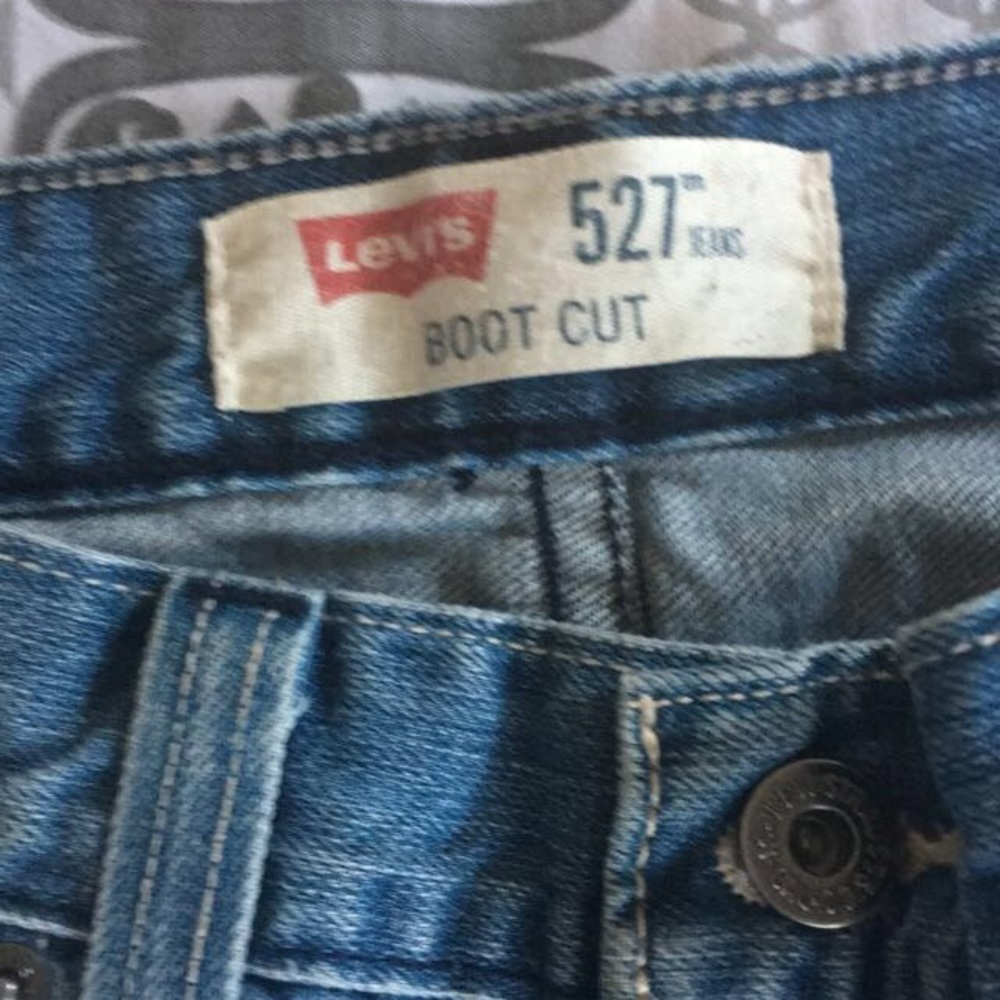 Jeans - Picture 2 of 3