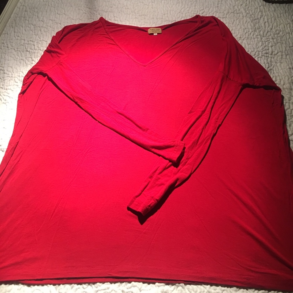 Red piko shirt