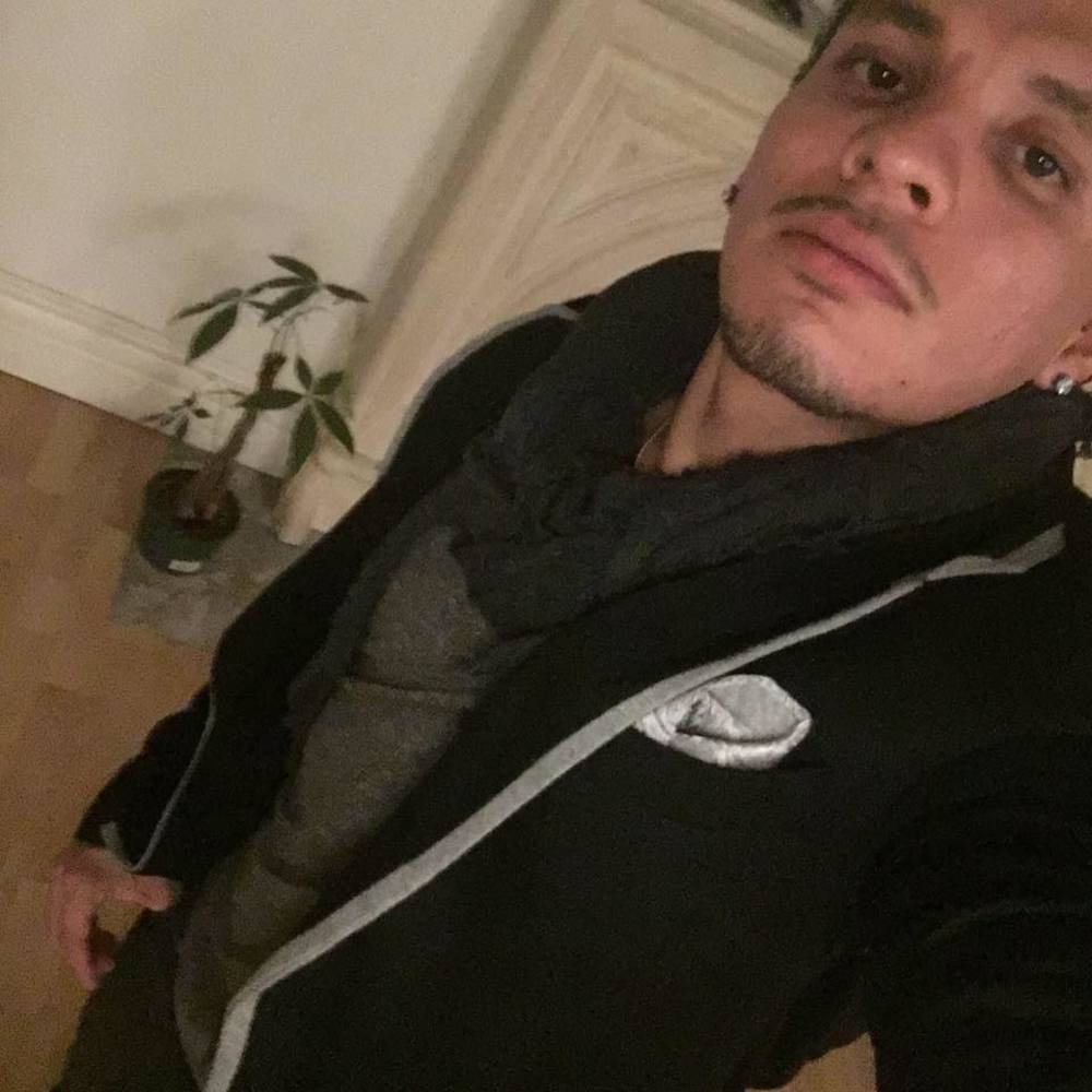 Meet your Posher, Ulisex