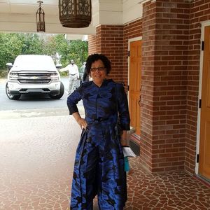 Meet your Posher, Bobbie