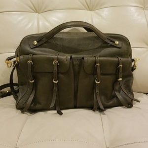 BANANA REPUBLIC TRAVELER DUFFLE BAG BANANA REPUBLIC TRAVELER DUFFLE BAG