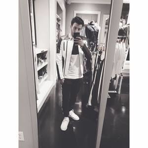 Meet your Posher, Ali