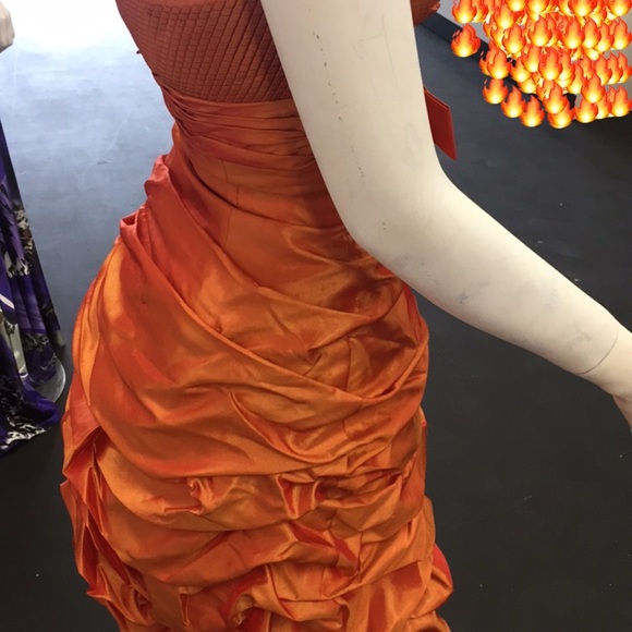 Color Changing Orange Prom/ Cocktail Dress - Picture 3 of 3