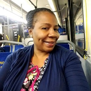 Meet your Posher, Laura