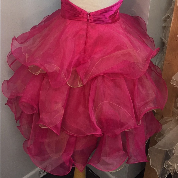 Fuchsia Halter Prom / Cocktail Dress - Picture 3 of 4