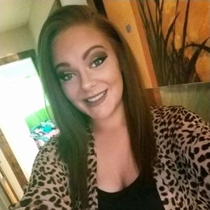 Meet your Posher, Courtney