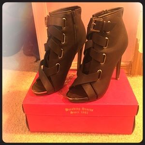 Made By Charolette Russe