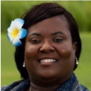 Meet your Posher, Candi