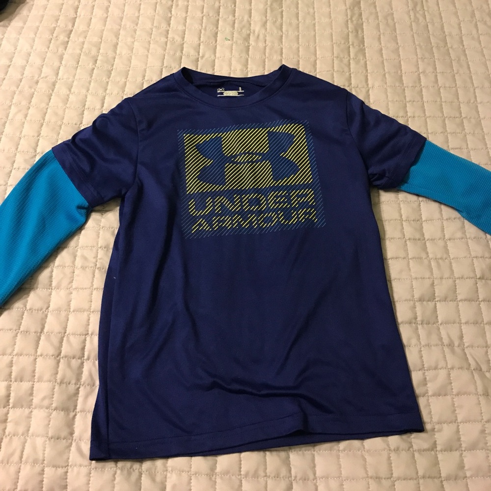 Under Armour boys shirt