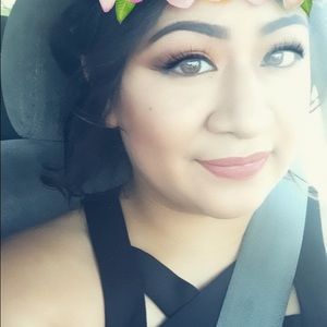 Meet your Posher, Lizbeth