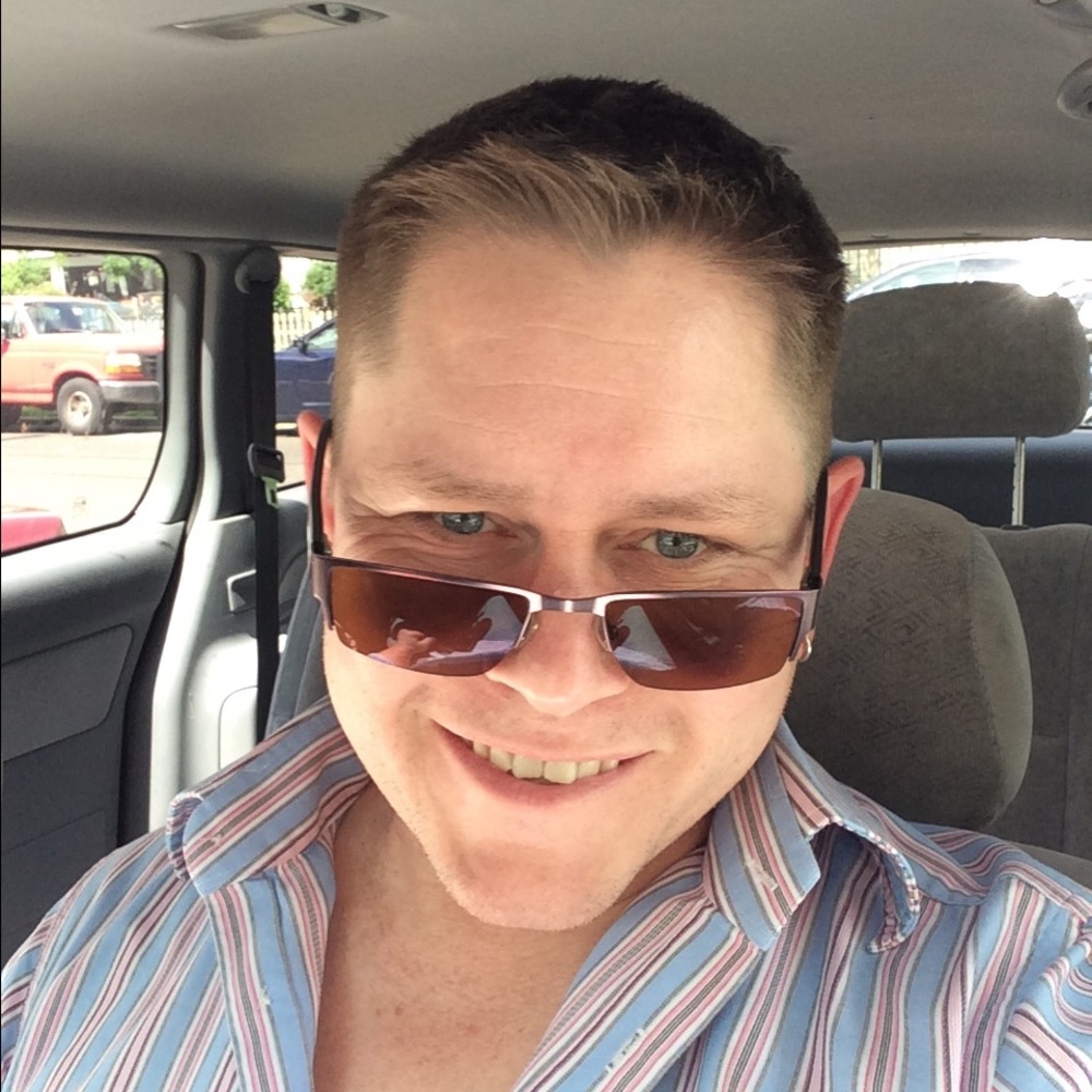 Meet your Posher, Kyle