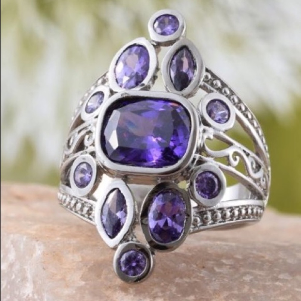 Simulated Purple Blue Diamond Ring. Size 8