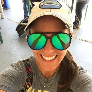 Meet your Posher, Rebecca