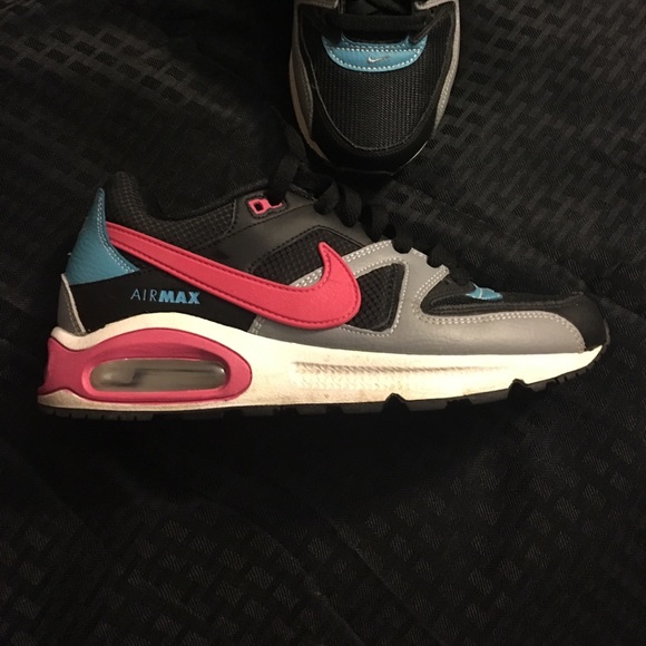 Nike Shoes - Nike Air Max